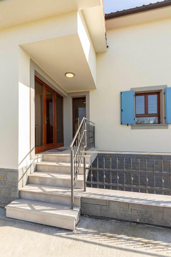 Apartma Koper Pobegi Екстериор снимка